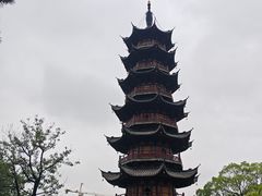 -龙华寺