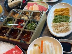 -德天肥牛海鲜火锅(城西银泰店)