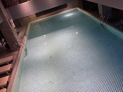 -巴斯漫温泉汗蒸馆(贡湖大道店)