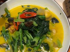 -八府香鸭·啫啫煲(华山路店)