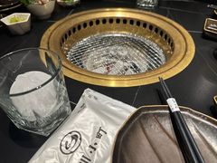 -山川小町·极番烧肉(新地假日广场店)