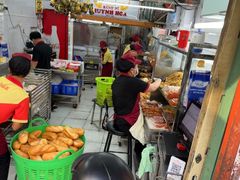 -Bánh Mì Huynh Hoa