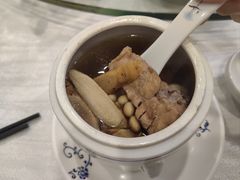 -庭苑美食中心·陈皮烧鹅·海鲜(台山店)