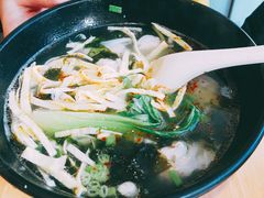 -玖鲜小笼(中山广场店)