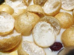 无锡油面筋-洪氏嗨捞·广东猪肚鸡·椰子鸡火锅(西咸万象城店)