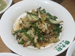-费大厨辣椒炒肉(万家丽一店)