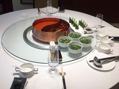 招牌红蕃鸳鸯锅-漾亚·雍雅合鲜(鹭岛店)