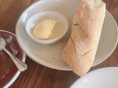 -ROAST coffee & eatery