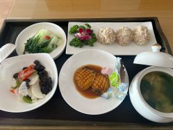 -爱陪伴尊享月子中心(国际店)