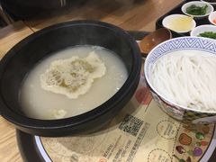 -妈妈故事米线(市府恒隆店)