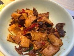 -关东小磨东北菜(上海长风大悦城店)