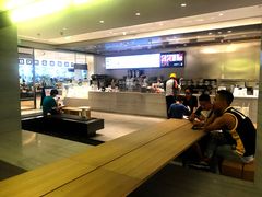 -喜茶(杭州滨江宝龙店)