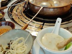 -阿山卓·野生菌火锅·纳西火塘烤肉