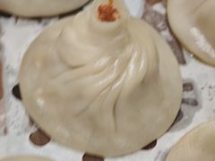 蟹黄鲜肉小笼包-小杨生煎(白玉兰广场店)