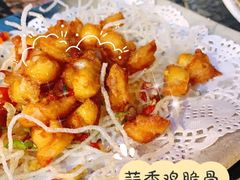 -千岛蚝高压锅生蚝·人参火锅(白云万达店)