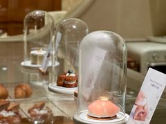 -VERIE BAKEHOUSE