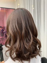 -变画·发型STUDIO