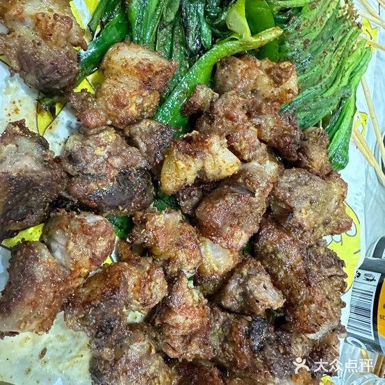 新疆艾力烤肉(四望亭路店)