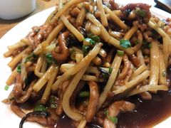 -峨嵋小镇·川菜(勒泰中心店)