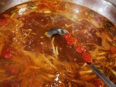 -黄利砖万峰林布依特色酸笋牛肉馆