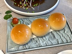 蜜汁叉烧餐包-汤臣·空中餐厅·严选粤菜(石湾世博广场店)