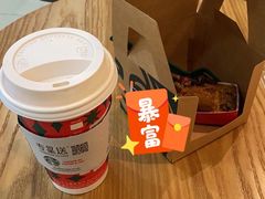 馥芮白-星巴克臻选(深圳金光华店)