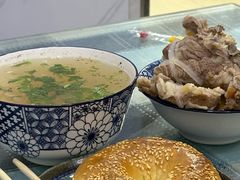 -園丁烤肉缸子肉