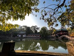 -房湖公园