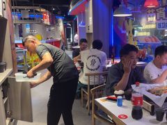 -钳小柒·小龙虾蓝龙王烧烤夜宵(长寿路店)
