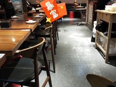 大堂-炉小二铜锅牛蛙•川湘菜(三里屯店)
