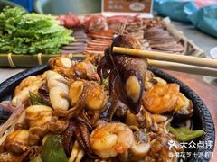 -小船渔村•大连菜•大连焖鱼(黄河路店)