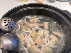 -东椰·海南椰子鸡火锅(朝阳门店)