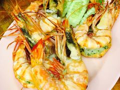 -J Daeng Seafood