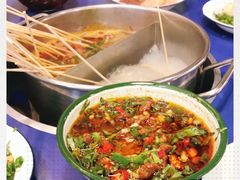 -马路边边串串香形象店(磐石路店)