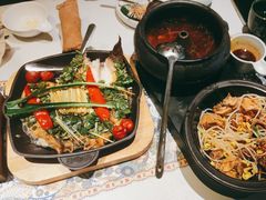 -云海肴·汽锅鸡·云南菜(天山百盛优客店)