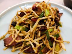 折耳根炒腊肉-贵州大厦贵州厅