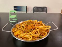 -满格嗦新疆椒麻鸡火锅.炒米粉(川大江安校区店)