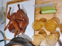红烧乳鸽-汤城小厨•粤菜•靓汤(金宝街店)