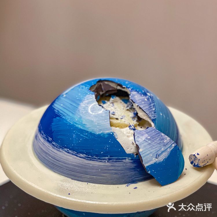 夜空中最亮的星球蛋糕‼️我也终于拥有