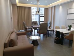 -武汉武昌站街道口华美达安可酒店