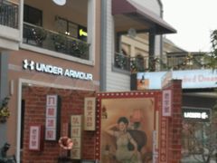 -王府井奥莱临潼小镇(临潼店)