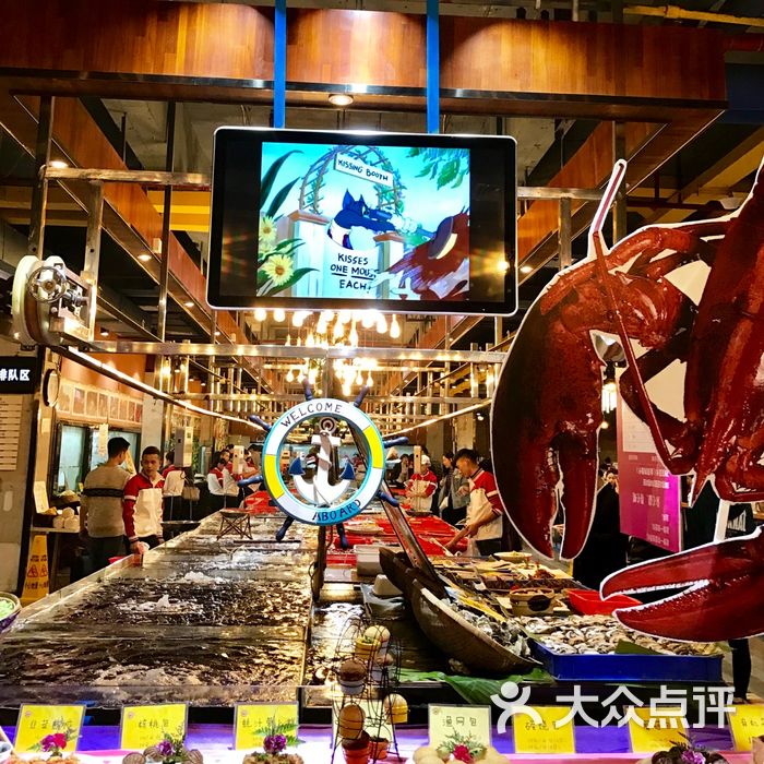 79号渔船海鲜主题饭店