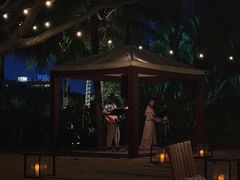 -三亚艾迪逊酒店·海滩烧烤 BARBACOA·现场乐队·浪漫晚餐·烧烤海鲜