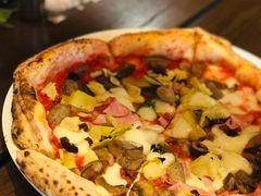 四季披萨-BOTTEGA意库(中骏世界城店)