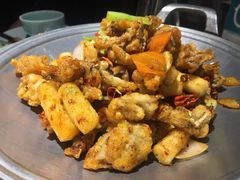 香锅牛蛙-小菜园新徽菜(南通崇川金鹰店)