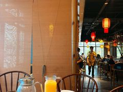 -侯志伟老街炒鸡(广济街店)