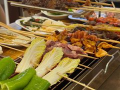 -哈尔滨小酒馆·鲜肉现穿自助烧烤(康新花园店)