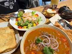 -HELLO 27 意面·沙拉·帕尼尼