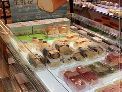 -超港·蛋糕面包(国购店)