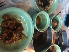 -弄堂里(西溪龙湖天街店)